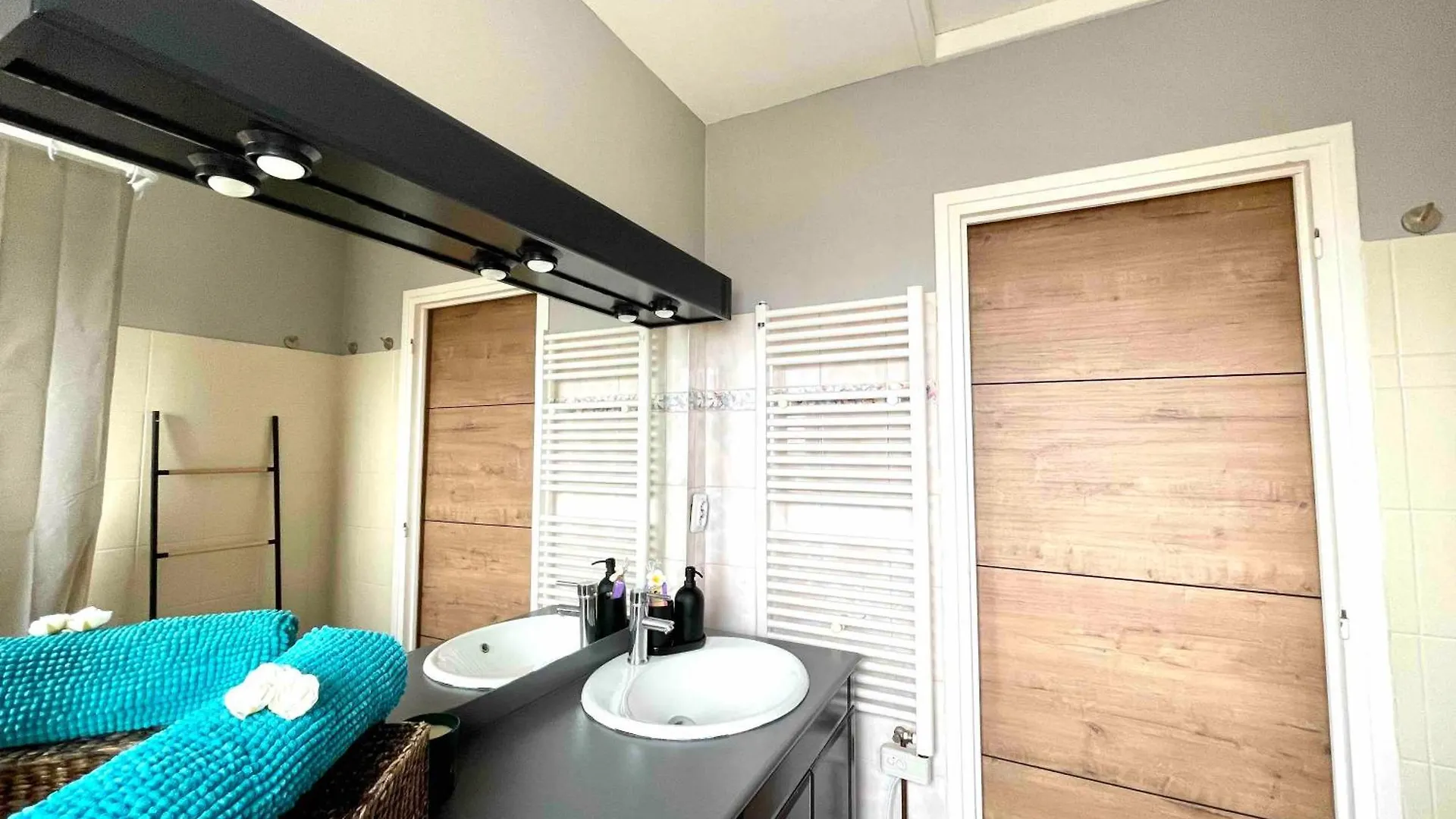 Ty Glou Maison Charmante - 5M Plage Ploemeur 0*,  France